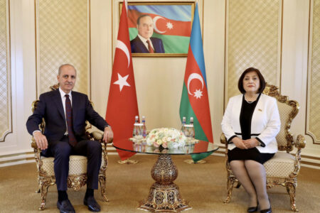Aserbaidschan ist die zweite Adresse im Auslandsbesuch von Numan Kurtulmuş