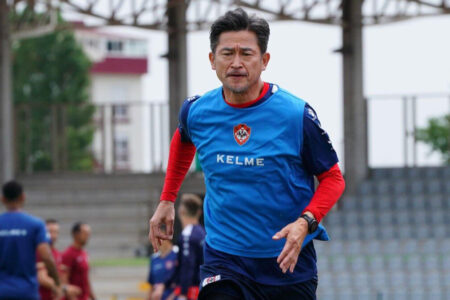 Der 56-jährige Kazuyoshi Miura verlängerte seinen Vertrag