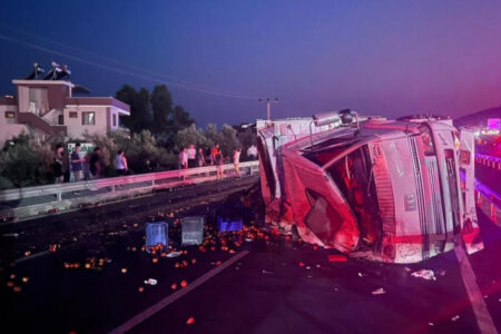 Der Lastwagen, dessen Bremse in Çanakkale explodierte, war erschreckend: 1 Toter, 5 Verletzte