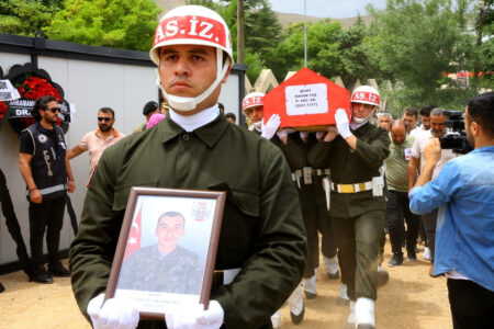 Der Märtyrer Hasan Taş aus Kahramanmaraş wurde auf seine letzte Reise verwiesen