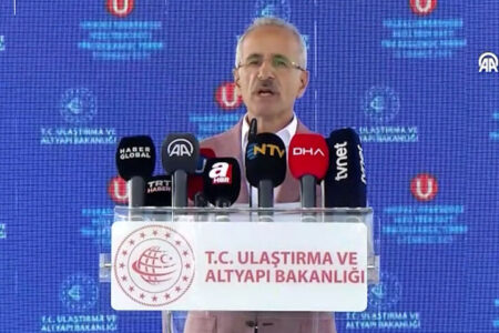 Die Tunnelbauarbeiten haben in der dritten Phase des Hochgeschwindigkeitszugprojekts Halkalı-Kapıkule begonnen