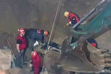 Einsturz in der Fabrik nach dem Regenguss in Giresun!  Arbeiter versucht gerettet zu werden
