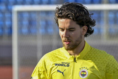 Ferdi Kadıoğlu möchte in der Hinrunde bei Fenerbahçe bleiben
