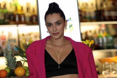 Hande Doğandemir hat ihre Bikini-Posen nacheinander aufgelistet!  „Sommerhande“