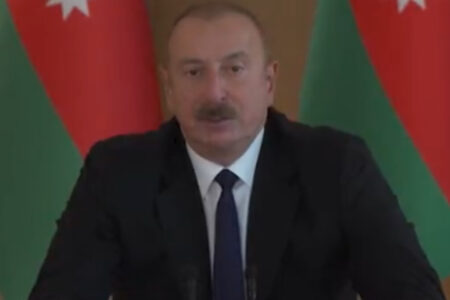 Karabach-Erklärung von Ilham Aliyev: Wir erwarten, dass sie auf Papier unterzeichnet wird