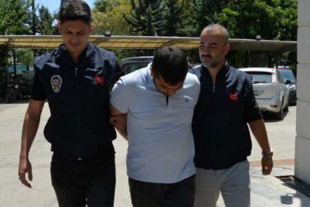 Mietbetrüger in Mersin gefasst