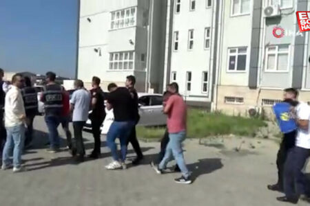 14 Verdächtige, die 125 Erdbebenopfer in Aydın betrogen hatten, wurden an das Gerichtsgebäude verwiesen