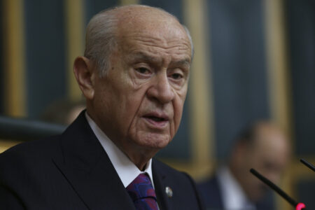 Devlet Bahçeli schickte eine Delegation nach Adıyaman, das von einem Erdbeben heimgesucht wurde
