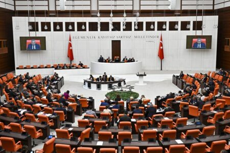 Die Große Türkische Nationalversammlung ging bis zum 1. Oktober in die Pause