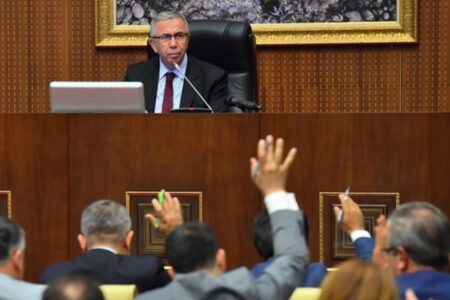 Die Stadtverwaltung von Ankara verschuldet sich, um die Gehälter zu erhöhen