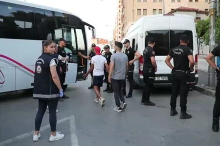 Erneuter Einsatz gegen unsystematische Einwanderer in Izmir: 170 Menschen wurden gefasst