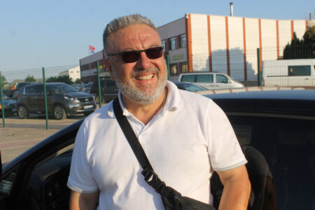 Expats am Bahnhof Edirne: Junge Menschen sollten Europa nicht nacheifern, die Lebensbedingungen sind sehr schwierig