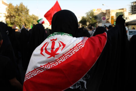 Hijab-Patrouille im Iran: Wer sich nicht an die Regeln hält, wird gewarnt
