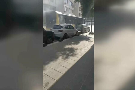 IETT-Bus brannte während der Fahrt