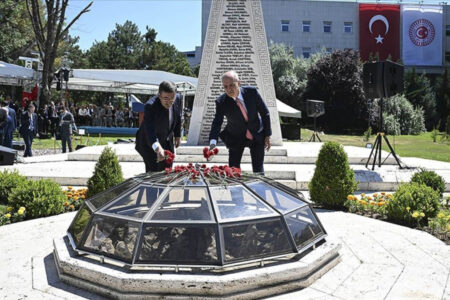 In der Großen Nationalversammlung der Türkei wurde den Märtyrern des 15. Juli mit Zeremonien gedacht
