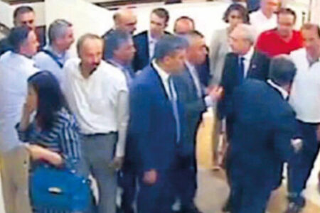Kemal Kılıçdaroğlus Umziehen in der Nacht des 15. Juli