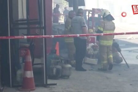 Marktlagerhaus in Izmir niedergebrannt, Katastrophe verhindert