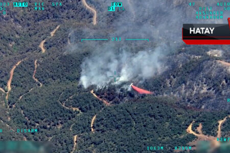 Minister İbrahim Yumaklı gab bekannt: Der Waldbrand in Hatay ist unter Kontrolle