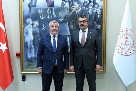Minister Tekin empfing Ösym-Führer Ersoy