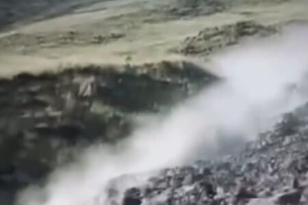 Nachdem der Schnee vom Berg Ararat geschmolzen war, kam es zu einer Überschwemmung