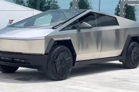 Tesla angekündigt!  Der erste serienreife Cybertruck wurde produziert