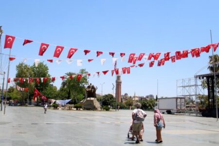 Thermometer zeigten in Antalya 46!  Die Bürger zogen sich von der Straße zurück