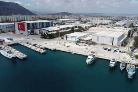 14 Unternehmen aus 8 Ländern warten in Antalya auf die Produktion