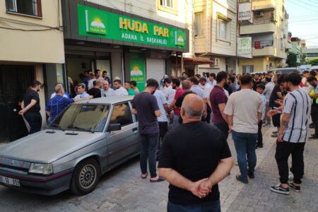 Angriff auf HUDA PAR Provinzdirektion Adana: Provinzsekretär kam ums Leben