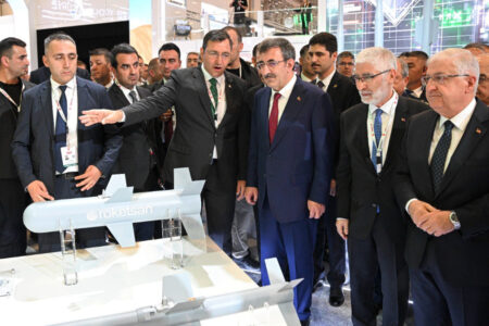 Cevdet Yılmaz bewertete IDEF