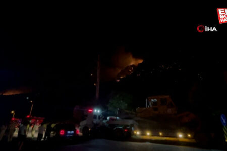 Das Feuer in Seydikemer geht im Macchia-Gebiet weiter