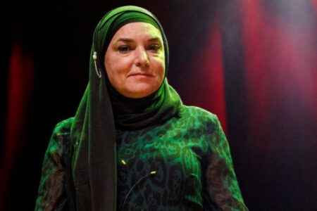 Der berühmte irische Musiker Sinead O’Connor (Şüheda Sadakat) ist verstorben.