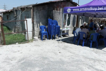 Der junge Mann, der mitten im Konflikt in Arnavutköy gefangen war, konnte nicht gerettet werden