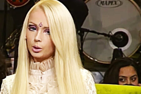 Er besuchte die Beyaz Show!  Auf dem Programm stand die neueste Version der ukrainischen Barbie Valeria Lukyanova