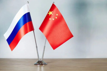 Es wurde behauptet, dass chinesische Unternehmen heimlich militärische Ausrüstung an Russland verkauft hätten