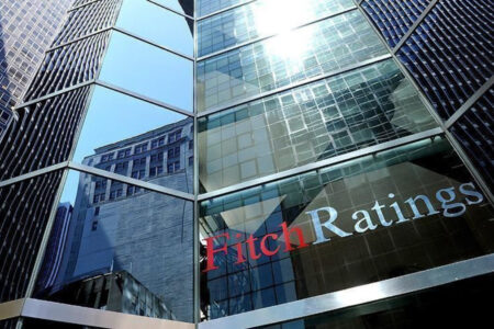 Fitch gibt das Schuldenzinsgesetz des Vereinigten Königreichs bekannt