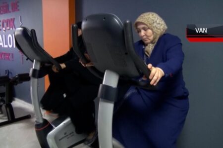 Frauen aus Van treiben Sport und nehmen mit Hilfe einer Ernährungsberaterin ab