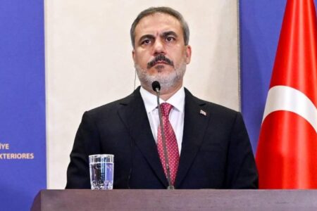 Gute Besserung von Hakan Fidan an seinen griechischen Amtskollegen