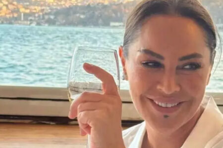 Hülya Avşar ging hart zu Uzi