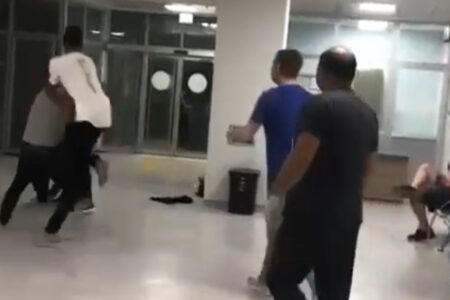 Im Krankenhaus in Bursa flogen Fäuste in die Luft