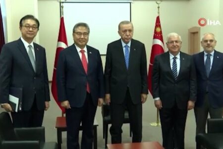 Präsident Erdoğan empfing die koreanische Außenministerin Park Jin