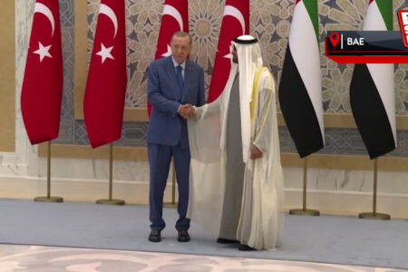 Präsident Erdoğan ist in den Vereinigten Arabischen Emiraten
