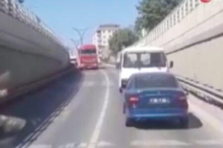 Sein kaputtes Auto wurde nach Kocaeli zurückgeschleppt