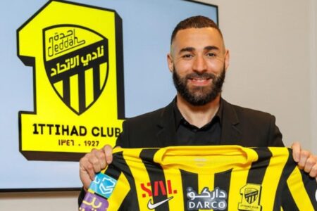 Star-Fußballspieler nach Saudi-Arabien versetzt