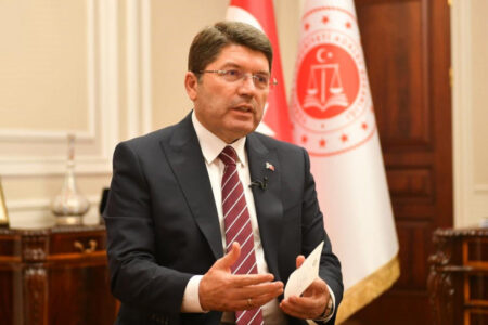 Stellungnahme des Justizministers Yılmaz Tunç zu Maßnahmen gegen überhöhte Mieten: Es könnten Steuern und Anreize eingeführt werden