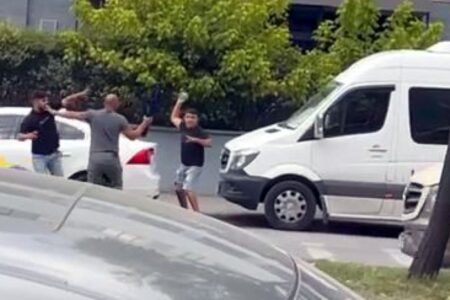 Straßenrummel in Avcılar: Steine ​​und Tritte flogen durch die Luft