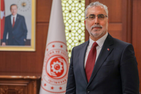 Vedat Işıkhan: Wir gehen davon aus, dass 1 Milliarde Lira aus dem Kurzarbeitergeld gezahlt wird.