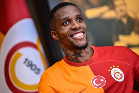Wilfried Zaha-Beitrag vom Champions-League-Konto