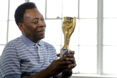 An seinem ersten Todestag wird des legendären Namens Pelé gedacht