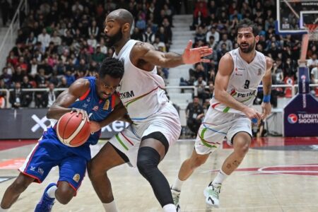 Anadolu Efes besiegte Aliağa Petkimspor in der Verlängerung!