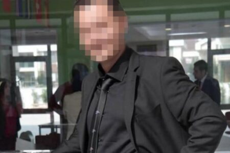 Die Verteidigung des Lehrers, der seine Schülerin in Bursa misshandelt hatte, ließ ihn aufgeben